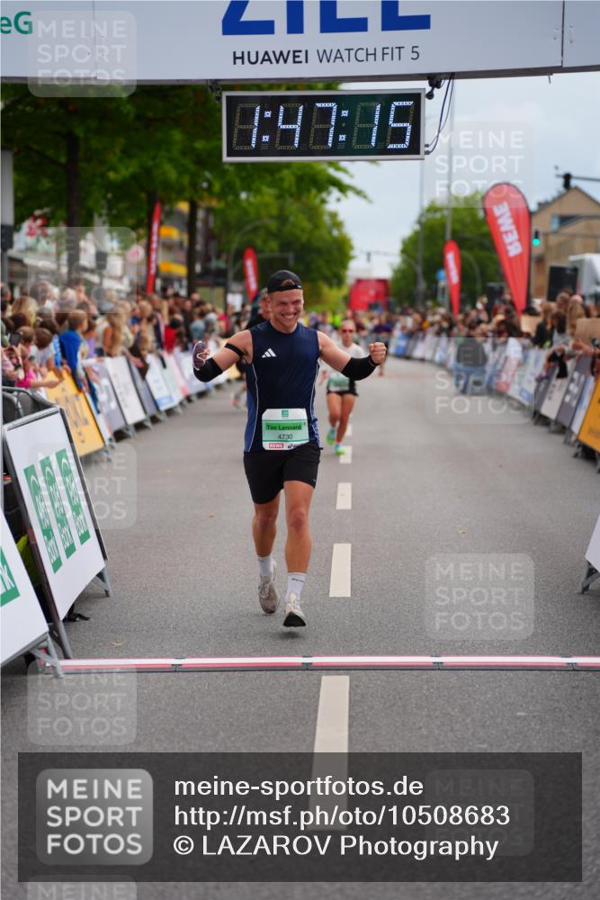 20.09.2026 - PSD Bank Halbmarathon LAZAROV Photography http://msf.ph/oto/10508683 20.09.2026 11:47:15 Ziel 1669, 1822, 2225, 3381, 4555, 4730 meine-sportfotos.de