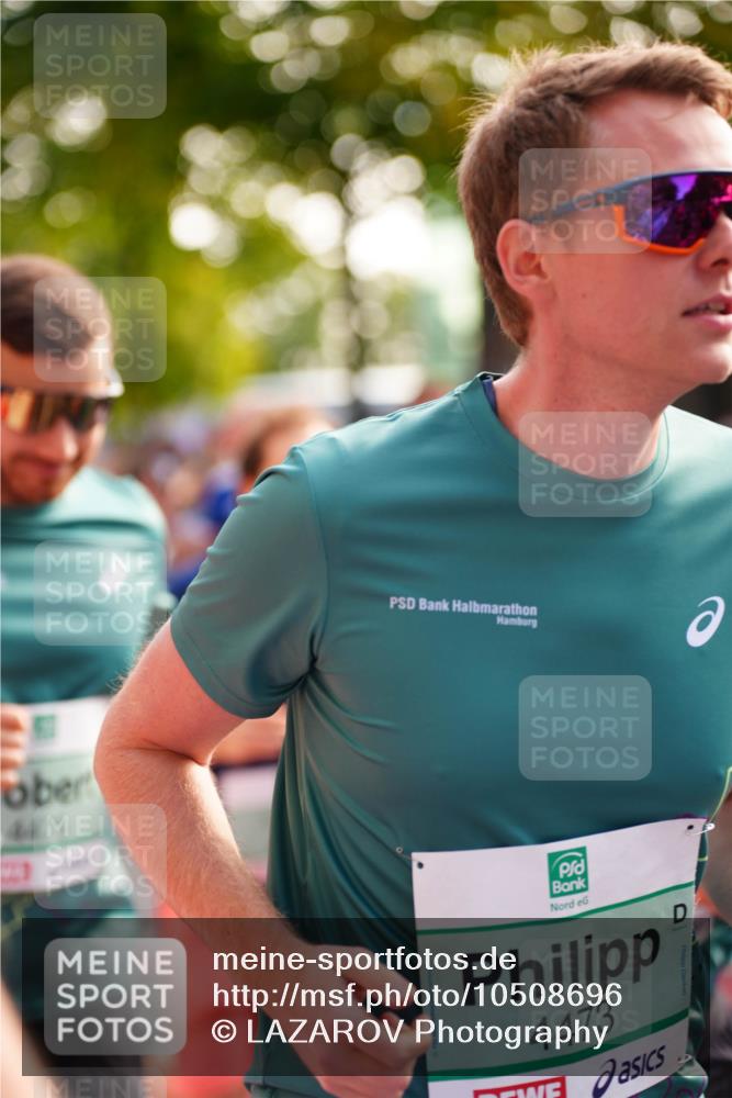 20.09.2026 - PSD Bank Halbmarathon LAZAROV Photography http://msf.ph/oto/10508696 20.09.2026 10:08:52 Laufen 4475, 4473 meine-sportfotos.de