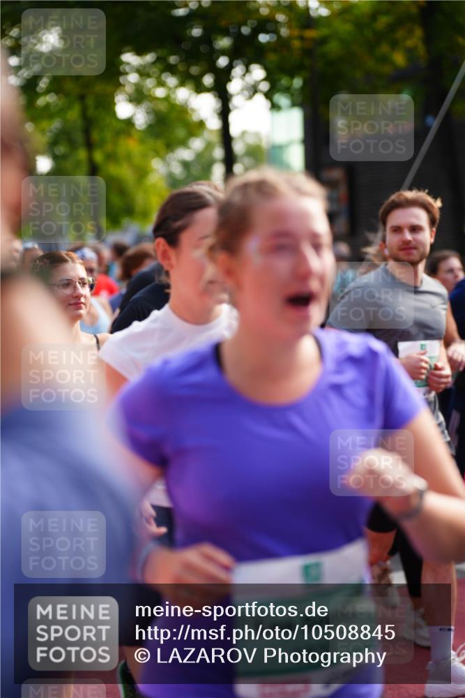 20.09.2026 - PSD Bank Halbmarathon LAZAROV Photography http://msf.ph/oto/10508845 20.09.2026 10:09:09 Laufen  meine-sportfotos.de