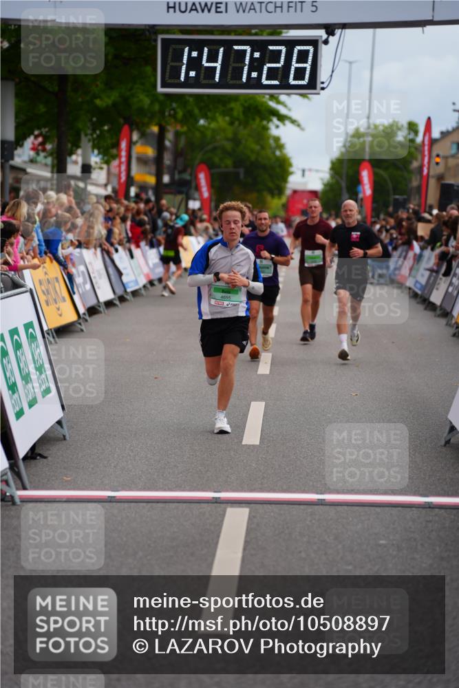 20.09.2026 - PSD Bank Halbmarathon LAZAROV Photography http://msf.ph/oto/10508897 20.09.2026 11:47:28 Ziel 1234, 2462, 3562, 3639, 4481, 4655 meine-sportfotos.de