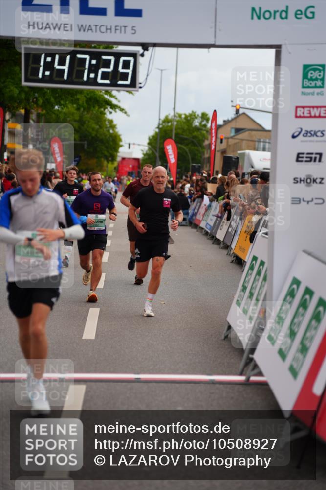 20.09.2026 - PSD Bank Halbmarathon LAZAROV Photography http://msf.ph/oto/10508927 20.09.2026 11:47:29 Ziel 1234, 2462, 3562, 3639, 4481, 4655 meine-sportfotos.de