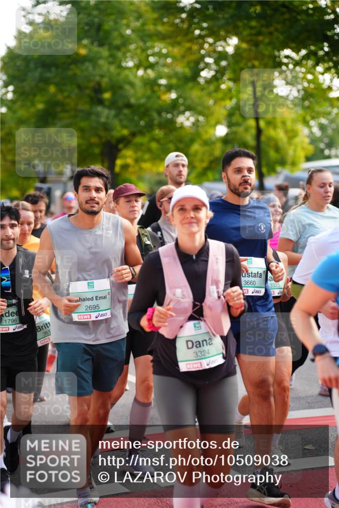 20.09.2026 - PSD Bank Halbmarathon LAZAROV Photography http://msf.ph/oto/10509038 20.09.2026 10:09:32 Laufen 1796, 361, 2695, 3324, 3660, 3325 meine-sportfotos.de