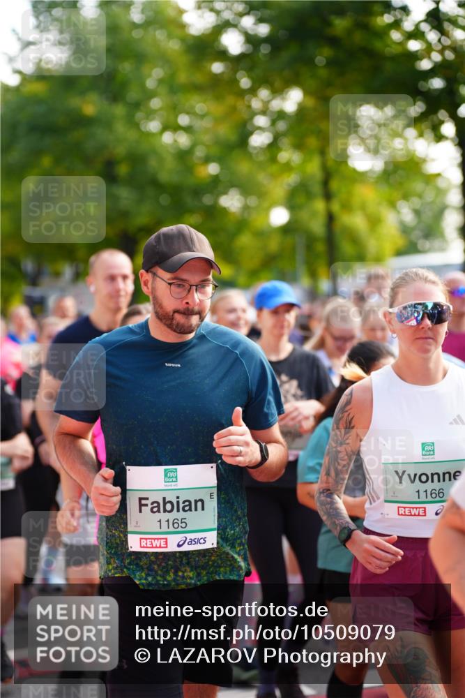 20.09.2026 - PSD Bank Halbmarathon LAZAROV Photography http://msf.ph/oto/10509079 20.09.2026 10:09:35 Laufen 1165, 1166 meine-sportfotos.de