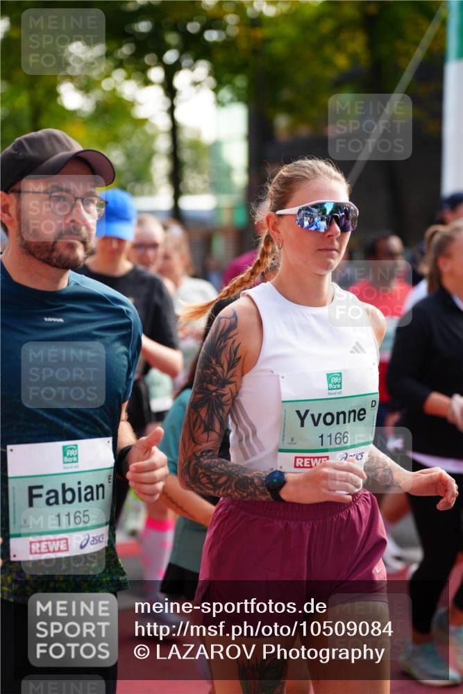 20.09.2026 - PSD Bank Halbmarathon LAZAROV Photography http://msf.ph/oto/10509084 20.09.2026 10:09:36 Laufen 1165, 1166 meine-sportfotos.de
