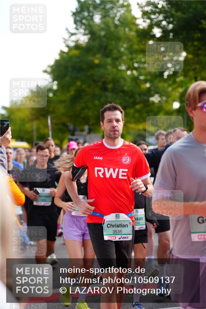 20.09.2026 - PSD Bank Halbmarathon LAZAROV Photography http://msf.ph/oto/10509137 20.09.2026 10:09:43 Laufen 3535, 1746 meine-sportfotos.de