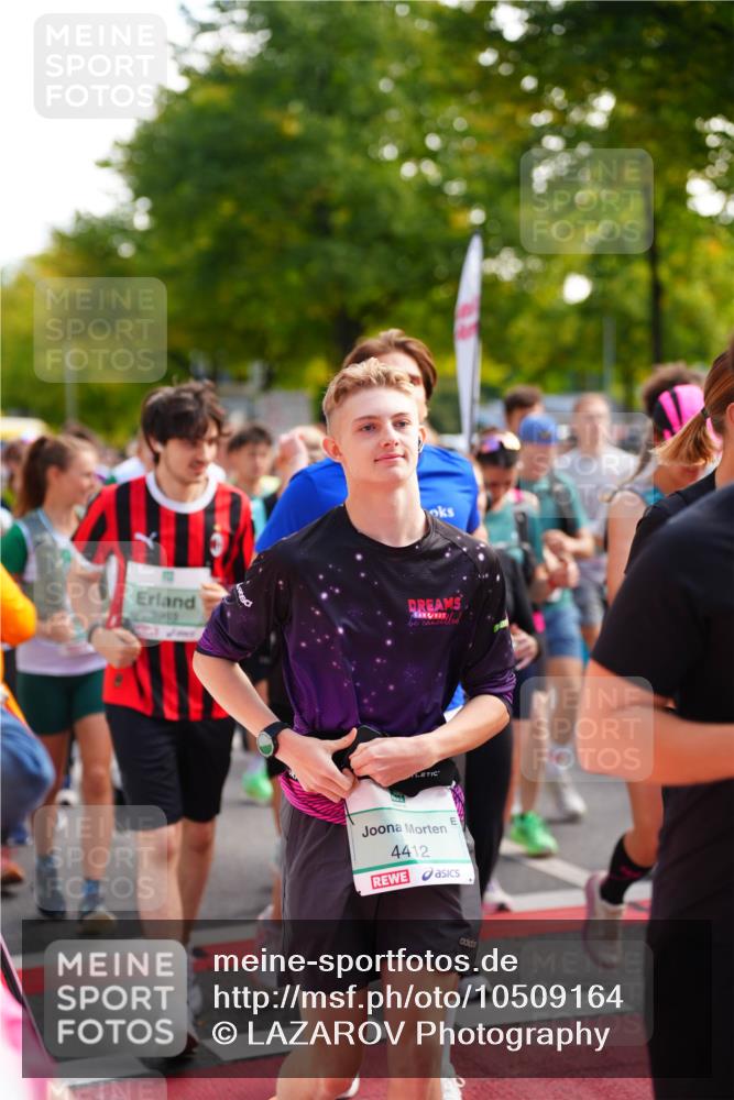 20.09.2026 - PSD Bank Halbmarathon LAZAROV Photography http://msf.ph/oto/10509164 20.09.2026 10:09:45 Laufen 3069, 4412 meine-sportfotos.de