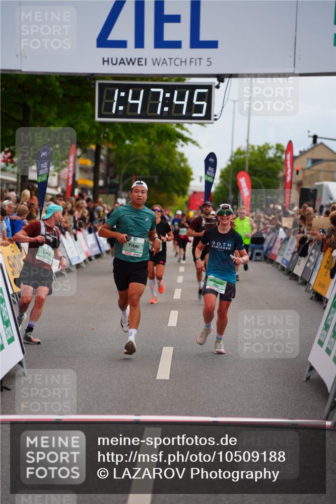 20.09.2026 - PSD Bank Halbmarathon LAZAROV Photography http://msf.ph/oto/10509188 20.09.2026 11:47:45 Ziel 1661, 1712, 2074, 2859, 3914, 4262, 4662 meine-sportfotos.de