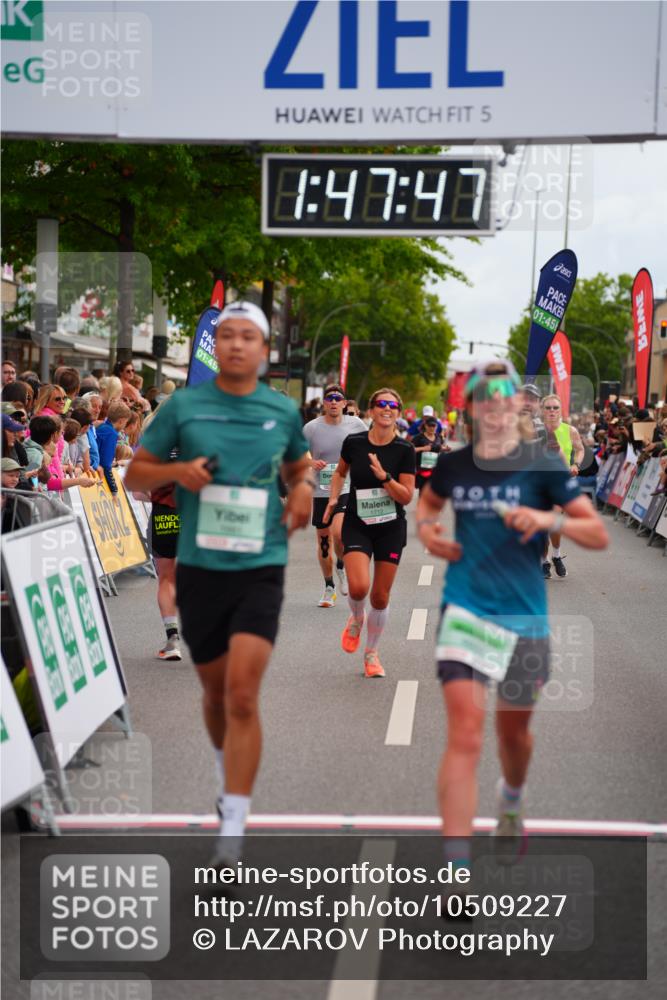 20.09.2026 - PSD Bank Halbmarathon LAZAROV Photography http://msf.ph/oto/10509227 20.09.2026 11:47:46 Ziel 1661, 1712, 2074, 2828, 2859, 3239, 3914, 4262, 4662 meine-sportfotos.de