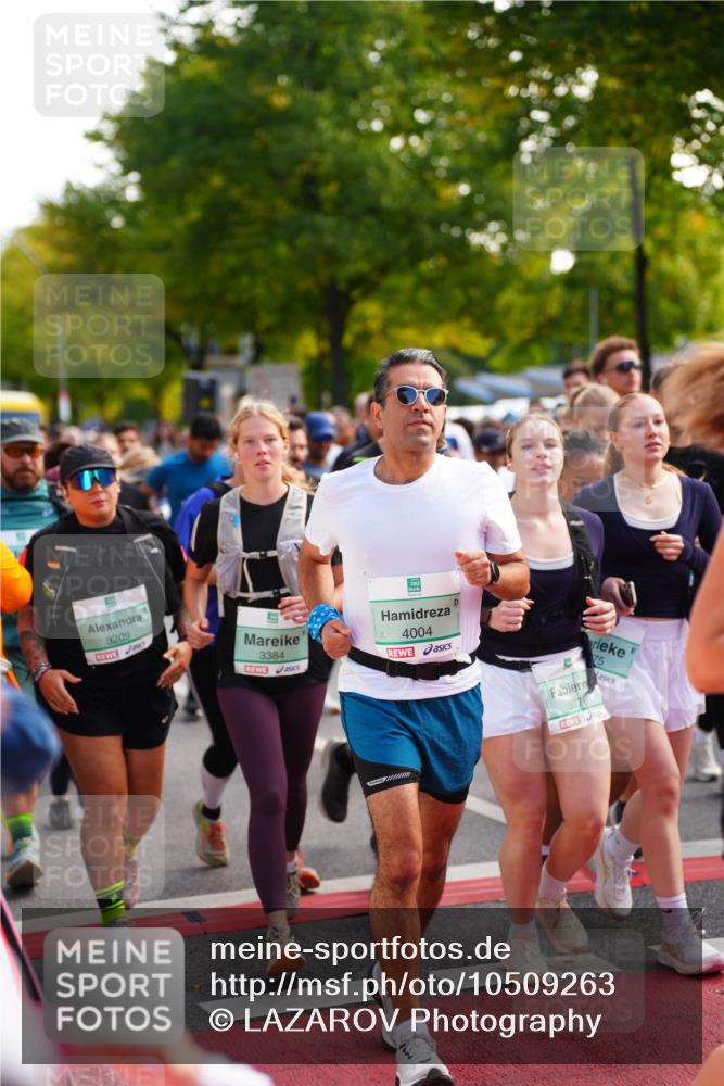 20.09.2026 - PSD Bank Halbmarathon LAZAROV Photography http://msf.ph/oto/10509263 20.09.2026 10:09:54 Laufen 3209, 4004, 3384, 75, 3776, 53 meine-sportfotos.de
