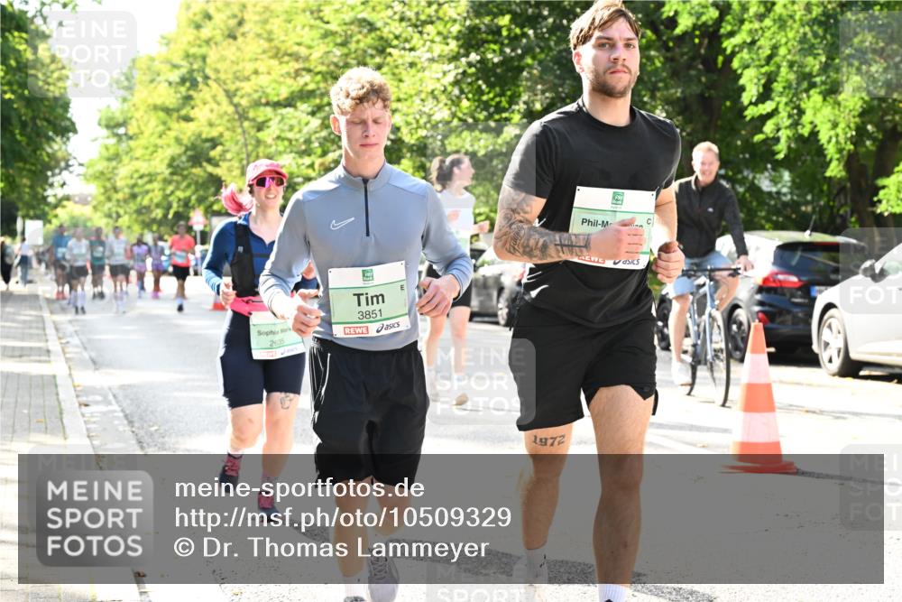 20.09.2026 - PSD Bank Halbmarathon Dr. Thomas Lammeyer http://msf.ph/oto/10509329 20.09.2026 11:05:30 Laufen 2635, 3851, 1972 meine-sportfotos.de