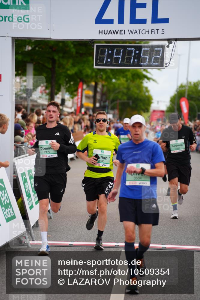 20.09.2026 - PSD Bank Halbmarathon LAZAROV Photography http://msf.ph/oto/10509354 20.09.2026 11:47:52 Ziel 1661, 1712, 1897, 2177, 2828, 2836, 3239, 3330, 3504, 3586, 4248, 4262, 4622, 4662 meine-sportfotos.de