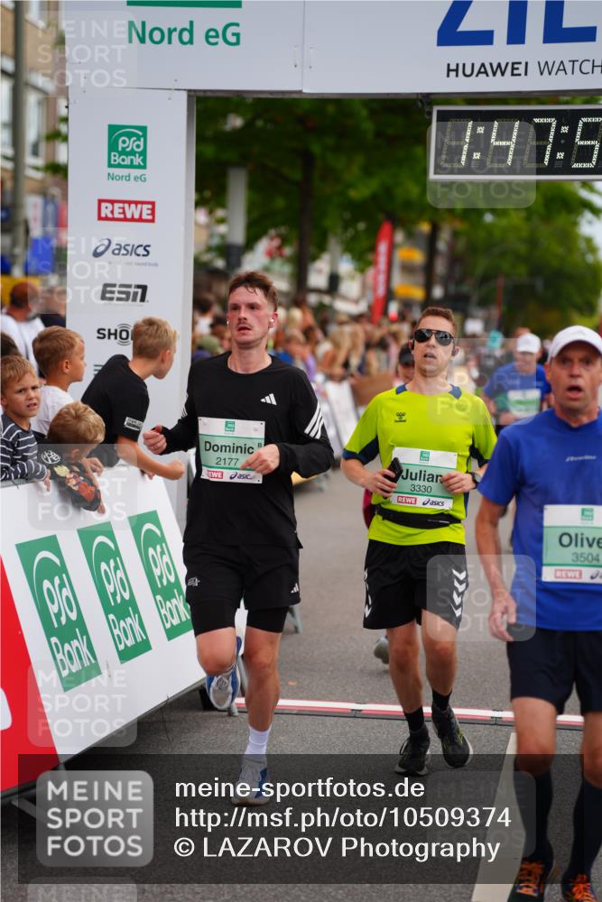 20.09.2026 - PSD Bank Halbmarathon LAZAROV Photography http://msf.ph/oto/10509374 20.09.2026 11:47:52 Ziel 1661, 1712, 1897, 2177, 2828, 2836, 3239, 3330, 3504, 3586, 4248, 4262, 4622, 4662 meine-sportfotos.de