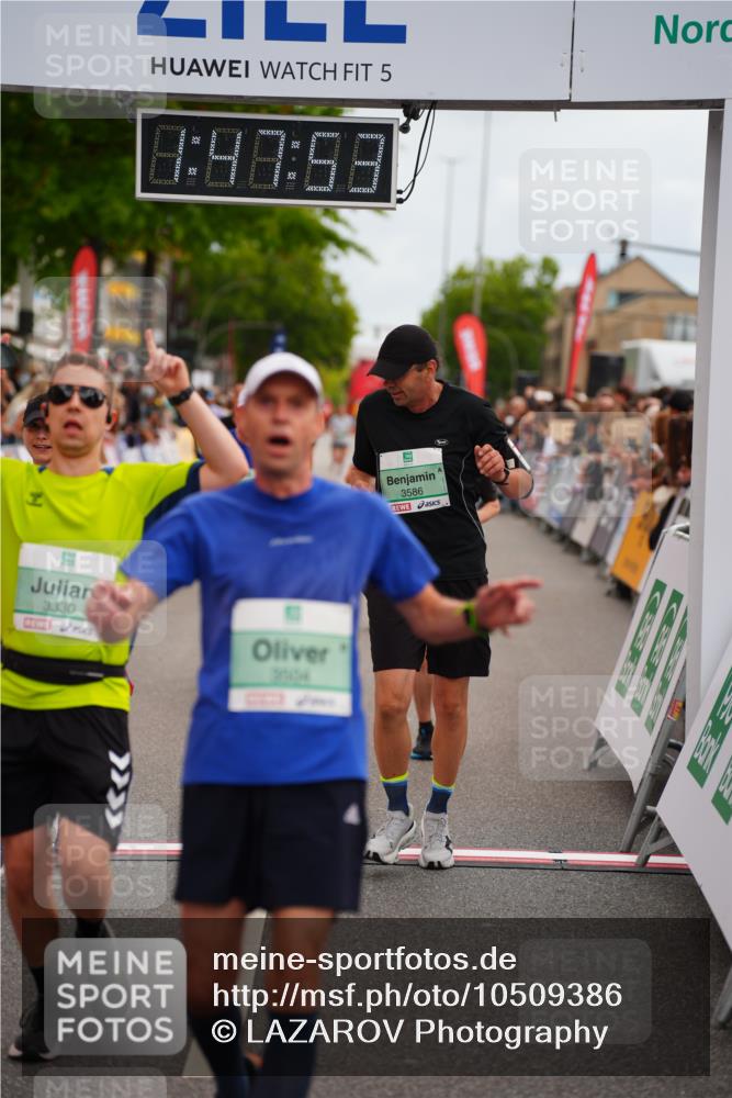 20.09.2026 - PSD Bank Halbmarathon LAZAROV Photography http://msf.ph/oto/10509386 20.09.2026 11:47:53 Ziel 1661, 1712, 1897, 2177, 2828, 2836, 3239, 3330, 3504, 3586, 4226, 4248, 4262, 4622, 4662 meine-sportfotos.de