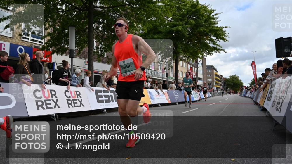 20.09.2026 - PSD Bank Halbmarathon J. Mangold http://msf.ph/oto/10509420 20.09.2026 11:32:46 Ziel 1310, 1922, 2498, 3423, 3508 meine-sportfotos.de