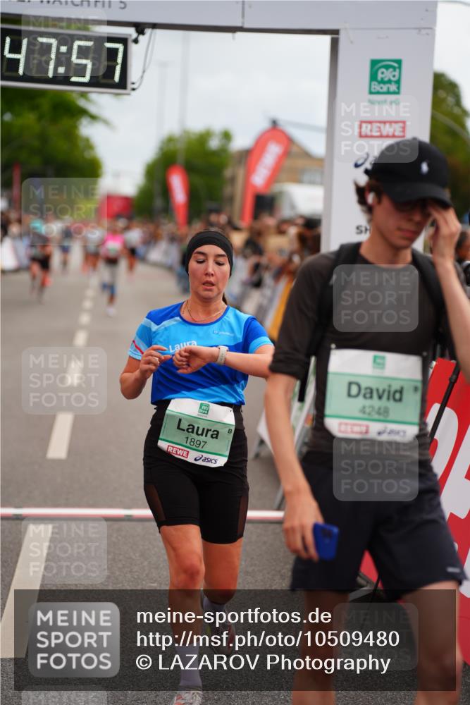 20.09.2026 - PSD Bank Halbmarathon LAZAROV Photography http://msf.ph/oto/10509480 20.09.2026 11:47:57 Ziel 1897, 2177, 2828, 2836, 3239, 3330, 3504, 3586, 4226, 4248, 4622 meine-sportfotos.de