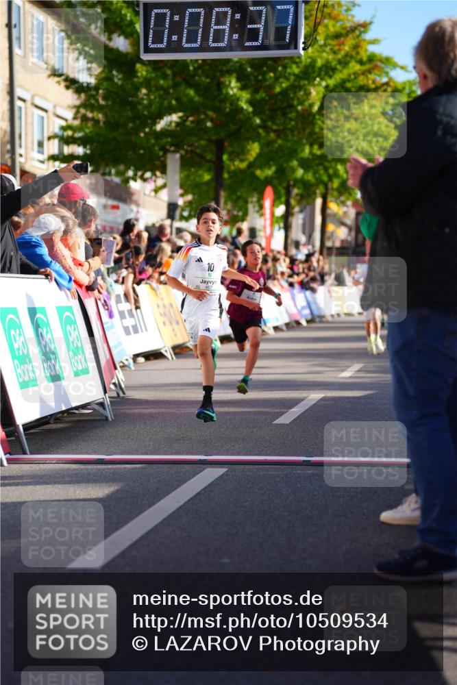 20.09.2026 - PSD Bank Halbmarathon LAZAROV Photography http://msf.ph/oto/10509534 20.09.2026 10:28:01 Laufen 0, 08, 37, 5, 457 meine-sportfotos.de