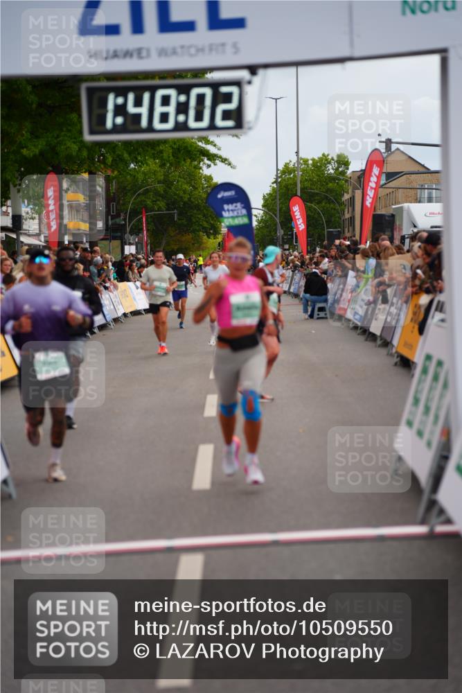 20.09.2026 - PSD Bank Halbmarathon LAZAROV Photography http://msf.ph/oto/10509550 20.09.2026 11:48:01 Ziel 1897, 2451, 2707, 2836, 3586, 4117, 4226, 4248, 4622 meine-sportfotos.de