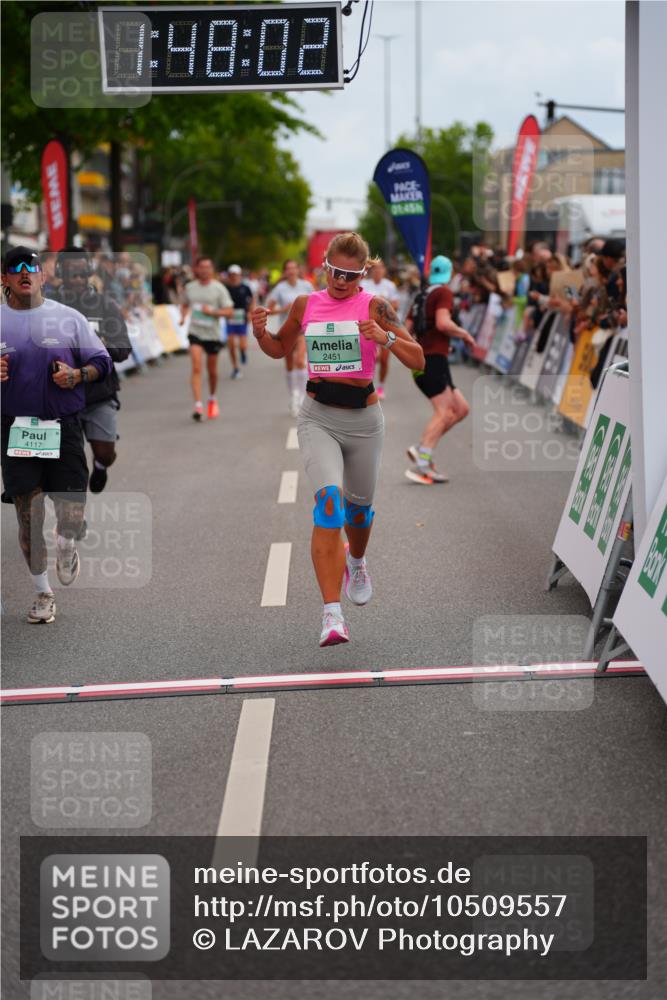 20.09.2026 - PSD Bank Halbmarathon LAZAROV Photography http://msf.ph/oto/10509557 20.09.2026 11:48:02 Ziel 1897, 2451, 2707, 4117, 4226, 4248, 4622 meine-sportfotos.de