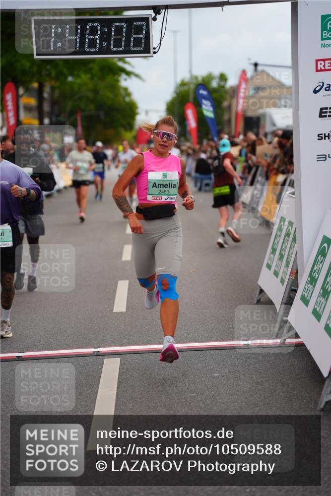 20.09.2026 - PSD Bank Halbmarathon LAZAROV Photography http://msf.ph/oto/10509588 20.09.2026 11:48:02 Ziel 1897, 2451, 2707, 4117, 4226, 4248, 4622 meine-sportfotos.de