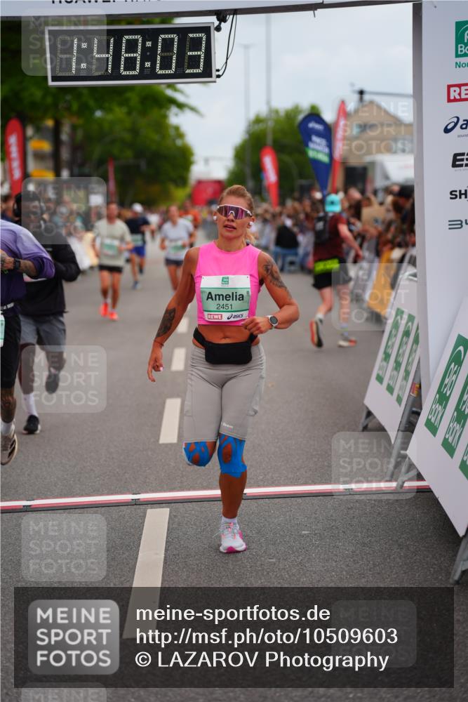 20.09.2026 - PSD Bank Halbmarathon LAZAROV Photography http://msf.ph/oto/10509603 20.09.2026 11:48:02 Ziel 1897, 2451, 2707, 4117, 4226, 4248, 4622 meine-sportfotos.de