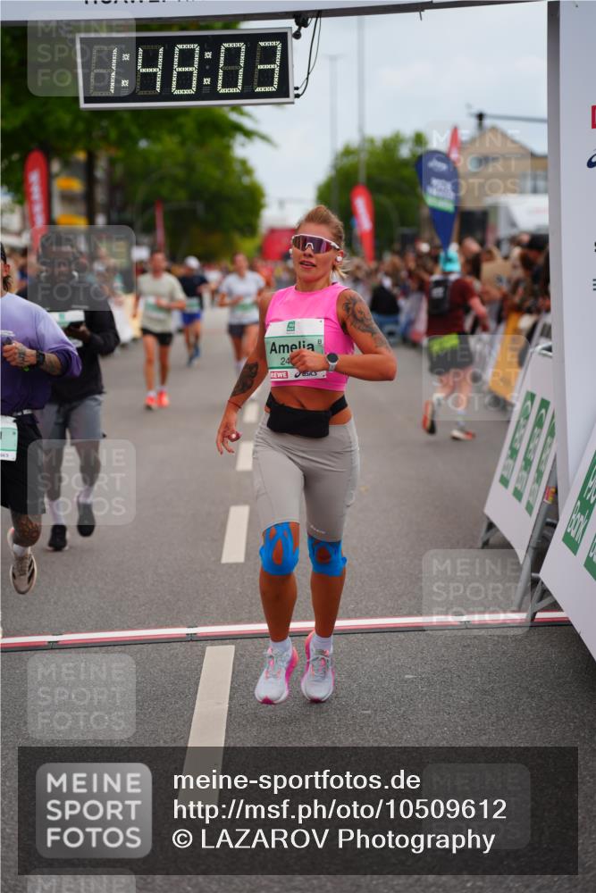 20.09.2026 - PSD Bank Halbmarathon LAZAROV Photography http://msf.ph/oto/10509612 20.09.2026 11:48:02 Ziel 1897, 2451, 2707, 4117, 4226, 4248, 4622 meine-sportfotos.de