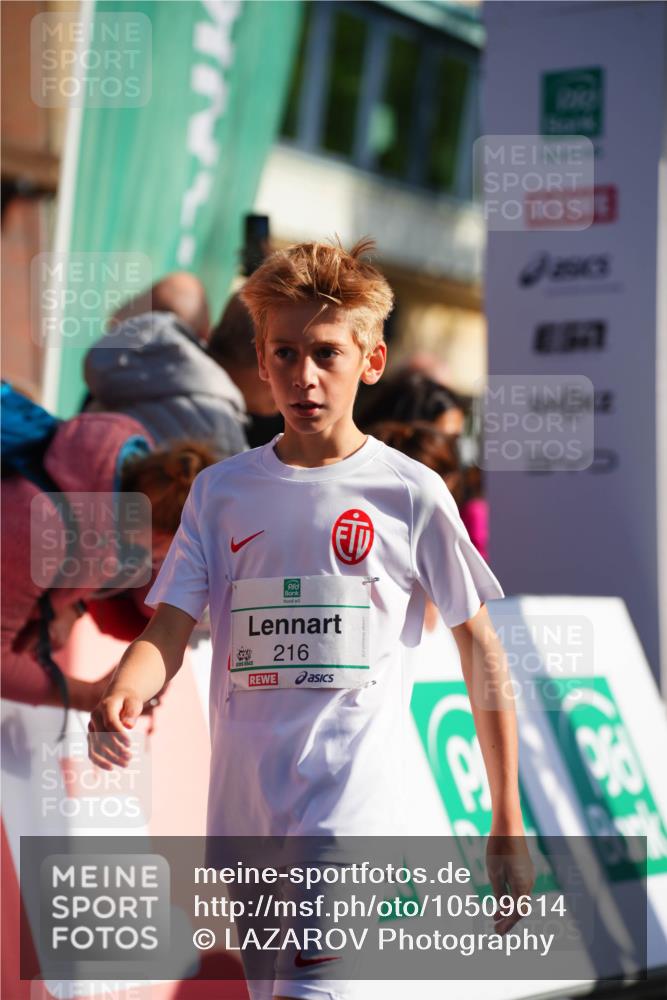 20.09.2026 - PSD Bank Halbmarathon LAZAROV Photography http://msf.ph/oto/10509614 20.09.2026 10:28:06 Laufen 77, 2002, 66, 8517, 216 meine-sportfotos.de
