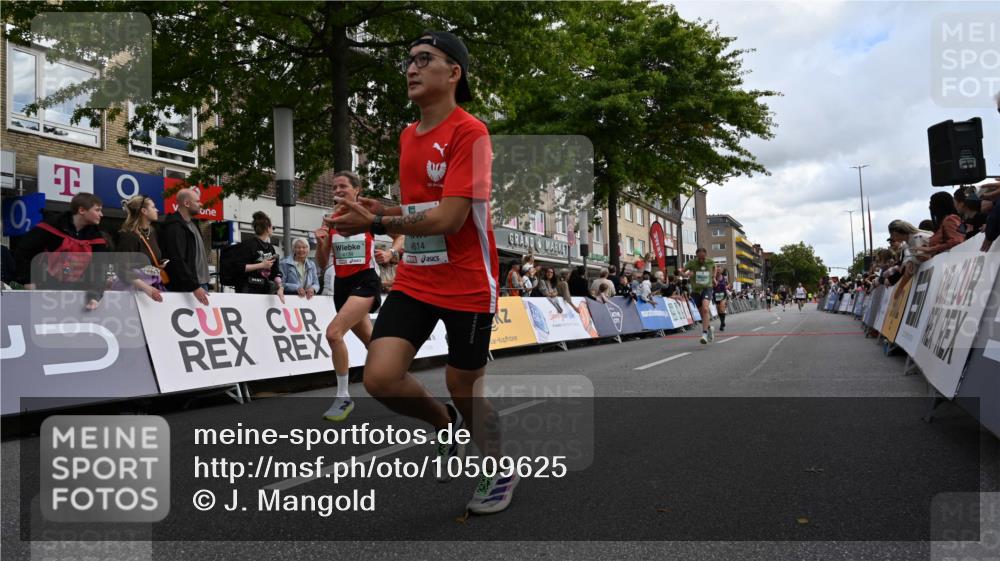 20.09.2026 - PSD Bank Halbmarathon J. Mangold http://msf.ph/oto/10509625 20.09.2026 11:33:09 Ziel 1690, 1849, 2115, 3048, 3994, 4116, 4134, 4145, 4614 meine-sportfotos.de