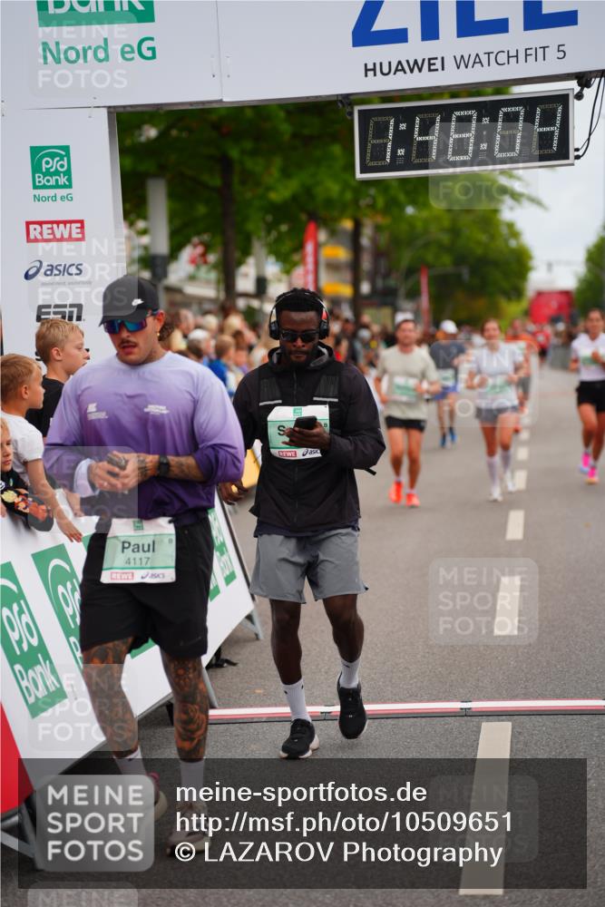 20.09.2026 - PSD Bank Halbmarathon LAZAROV Photography http://msf.ph/oto/10509651 20.09.2026 11:48:04 Ziel 1440, 1897, 2309, 2451, 2674, 2707, 4117, 4226 meine-sportfotos.de