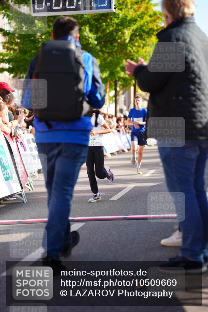 20.09.2026 - PSD Bank Halbmarathon LAZAROV Photography http://msf.ph/oto/10509669 20.09.2026 10:28:13 Laufen 123 meine-sportfotos.de