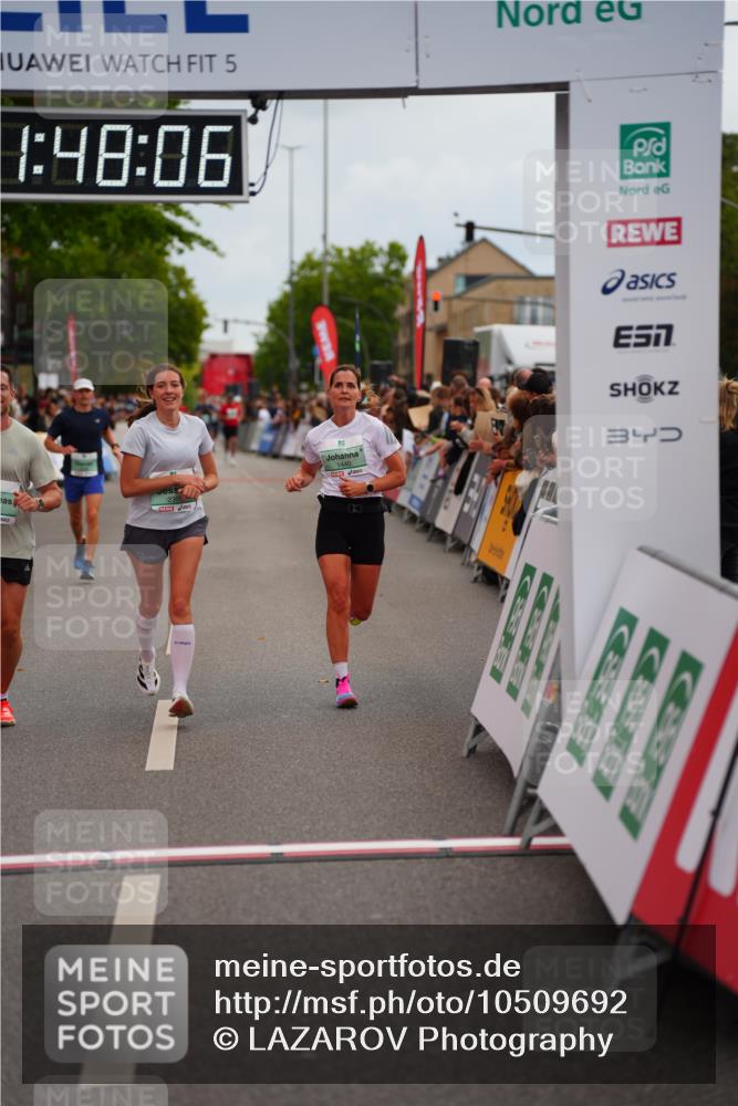 20.09.2026 - PSD Bank Halbmarathon LAZAROV Photography http://msf.ph/oto/10509692 20.09.2026 11:48:06 Ziel 1440, 2309, 2451, 2674, 2707, 4117 meine-sportfotos.de
