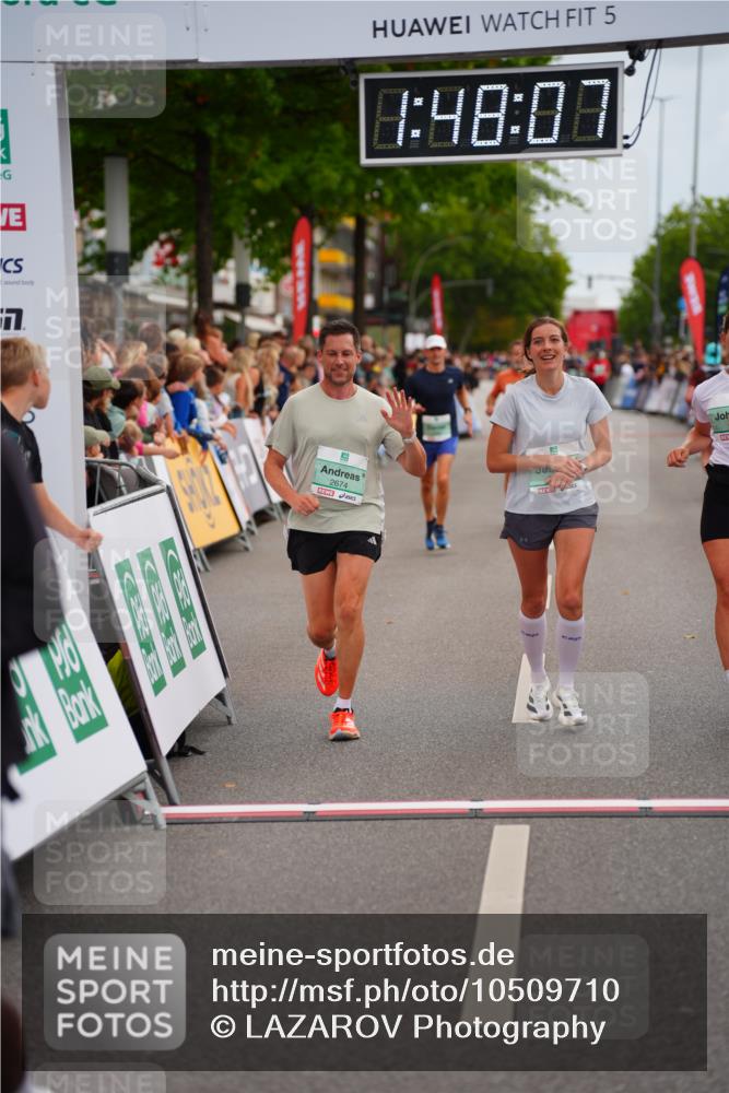 20.09.2026 - PSD Bank Halbmarathon LAZAROV Photography http://msf.ph/oto/10509710 20.09.2026 11:48:06 Ziel 1440, 2309, 2451, 2674, 2707, 4117 meine-sportfotos.de