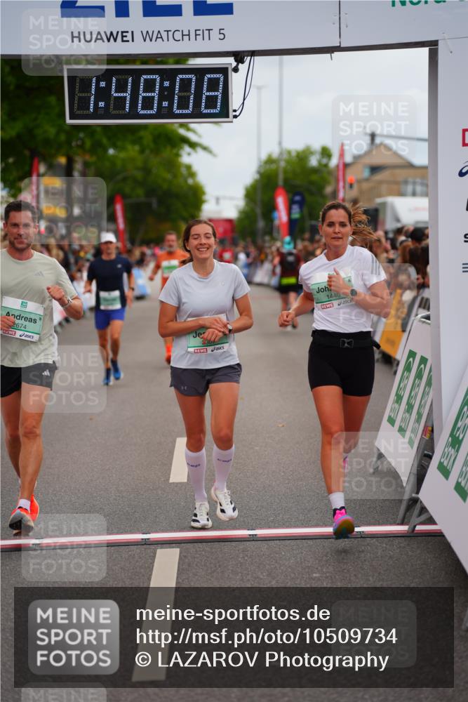 20.09.2026 - PSD Bank Halbmarathon LAZAROV Photography http://msf.ph/oto/10509734 20.09.2026 11:48:07 Ziel 1440, 2309, 2451, 2674, 2707, 3089, 4117, 4739 meine-sportfotos.de