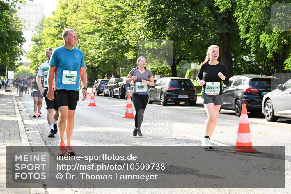 20.09.2026 - PSD Bank Halbmarathon Dr. Thomas Lammeyer http://msf.ph/oto/10509738 20.09.2026 11:05:54 Laufen 2569, 2146, 4683, 2145 meine-sportfotos.de