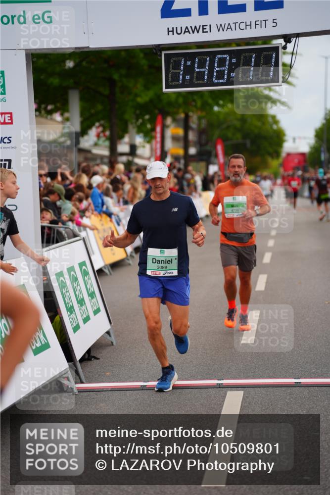 20.09.2026 - PSD Bank Halbmarathon LAZAROV Photography http://msf.ph/oto/10509801 20.09.2026 11:48:11 Ziel 1440, 2309, 2674, 2707, 3089, 4739 meine-sportfotos.de