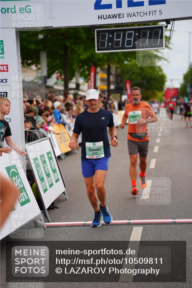 20.09.2026 - PSD Bank Halbmarathon LAZAROV Photography http://msf.ph/oto/10509811 20.09.2026 11:48:11 Ziel 1440, 2309, 2674, 2707, 3089, 4739 meine-sportfotos.de