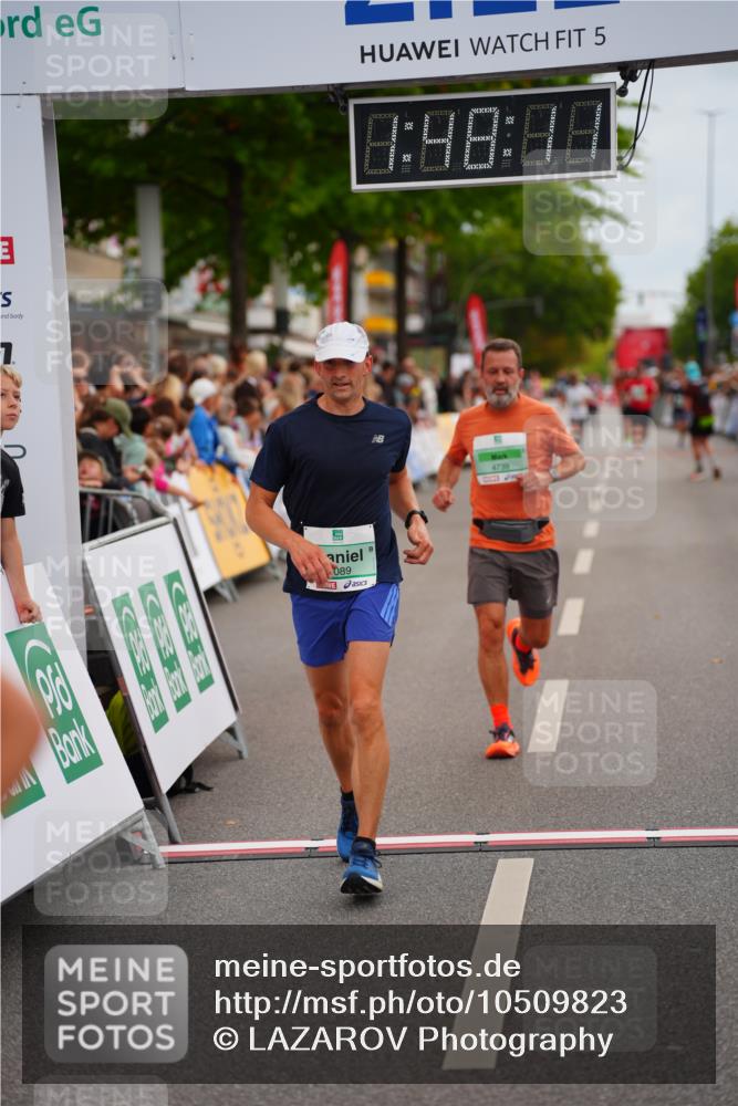 20.09.2026 - PSD Bank Halbmarathon LAZAROV Photography http://msf.ph/oto/10509823 20.09.2026 11:48:11 Ziel 1440, 2309, 2674, 2707, 3089, 4739 meine-sportfotos.de