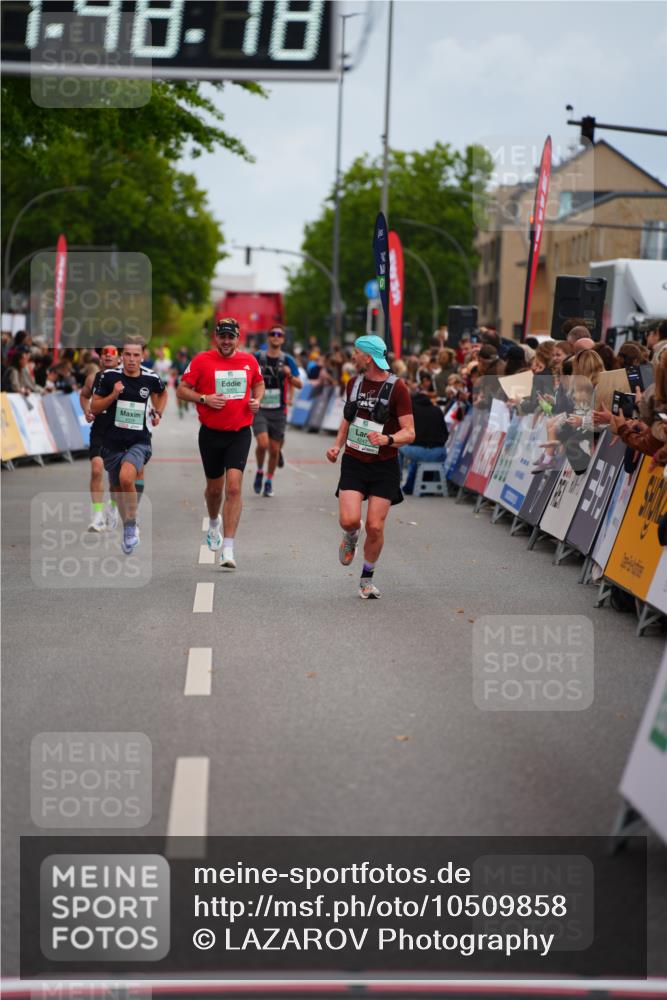 20.09.2026 - PSD Bank Halbmarathon LAZAROV Photography http://msf.ph/oto/10509858 20.09.2026 11:48:17 Ziel 3089, 4739 meine-sportfotos.de