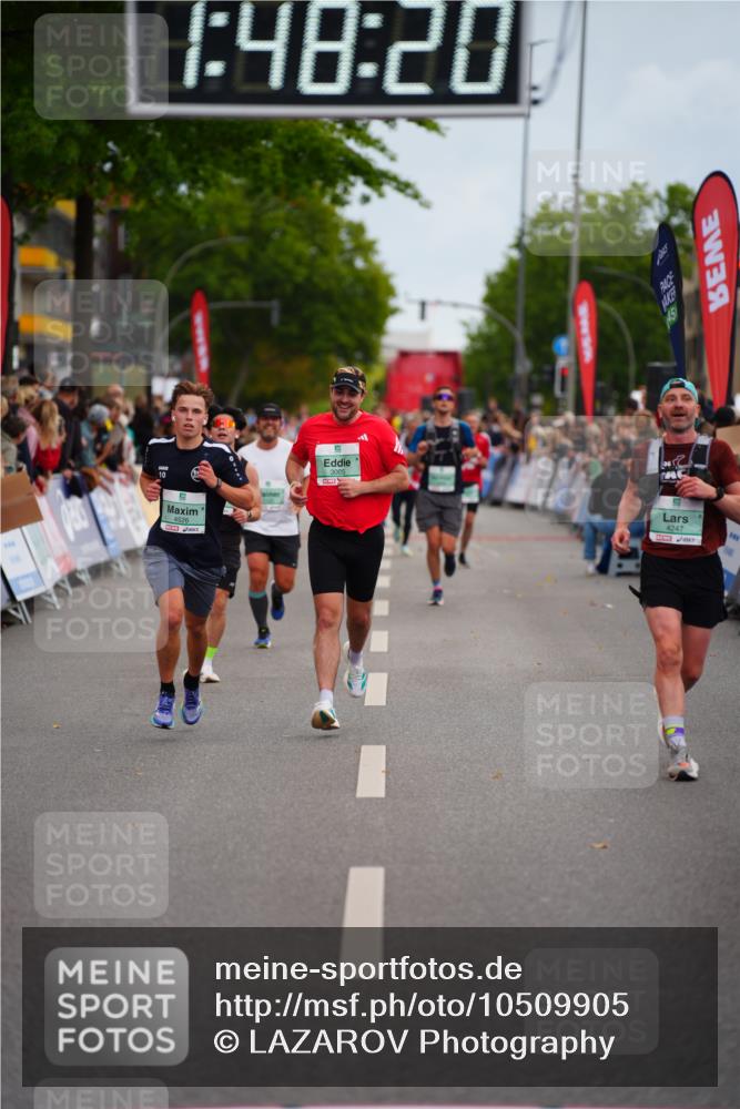 20.09.2026 - PSD Bank Halbmarathon LAZAROV Photography http://msf.ph/oto/10509905 20.09.2026 11:48:19 Ziel 3005, 3089, 4311, 4526, 4739 meine-sportfotos.de