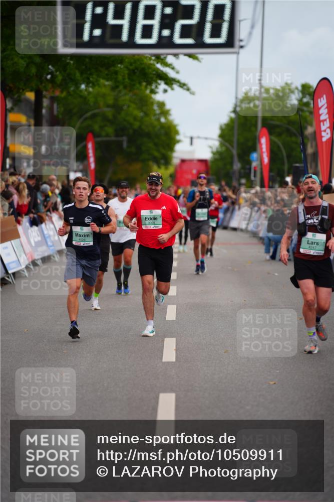 20.09.2026 - PSD Bank Halbmarathon LAZAROV Photography http://msf.ph/oto/10509911 20.09.2026 11:48:19 Ziel 3005, 3089, 4311, 4526, 4739 meine-sportfotos.de