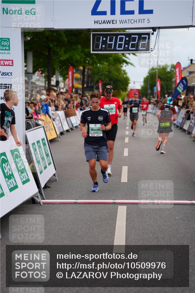 20.09.2026 - PSD Bank Halbmarathon LAZAROV Photography http://msf.ph/oto/10509976 20.09.2026 11:48:21 Ziel 1123, 3005, 4311, 4526 meine-sportfotos.de