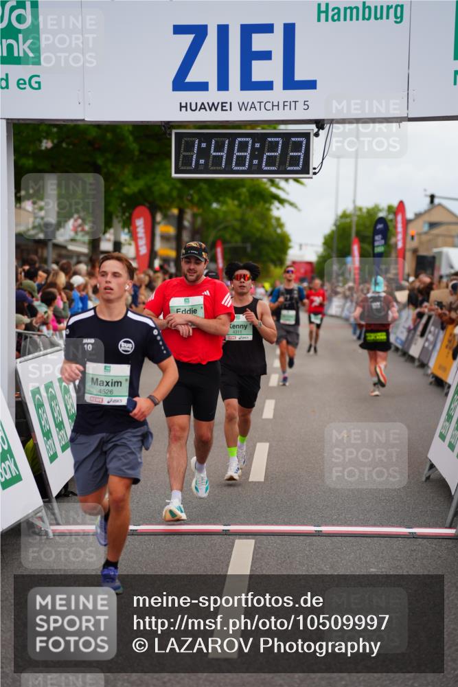 20.09.2026 - PSD Bank Halbmarathon LAZAROV Photography http://msf.ph/oto/10509997 20.09.2026 11:48:23 Ziel 1123, 2204, 3005, 4311, 4526 meine-sportfotos.de