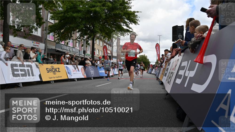 20.09.2026 - PSD Bank Halbmarathon J. Mangold http://msf.ph/oto/10510021 20.09.2026 11:34:44 Ziel 1535, 1632, 1930, 2159, 2308, 2910, 3267, 4297 meine-sportfotos.de