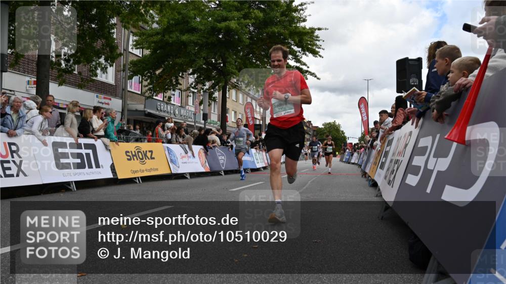 20.09.2026 - PSD Bank Halbmarathon J. Mangold http://msf.ph/oto/10510029 20.09.2026 11:34:44 Ziel 1535, 1632, 1930, 2159, 2308, 2910, 3267, 4297 meine-sportfotos.de