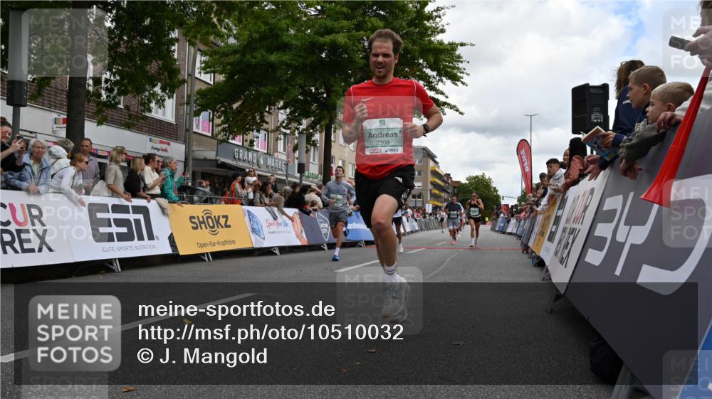 20.09.2026 - PSD Bank Halbmarathon J. Mangold http://msf.ph/oto/10510032 20.09.2026 11:34:45 Ziel 1535, 1632, 1930, 2159, 2308, 2910, 3267, 4297 meine-sportfotos.de