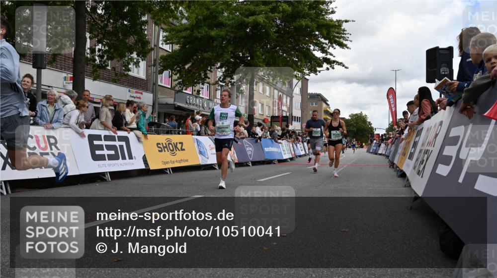 20.09.2026 - PSD Bank Halbmarathon J. Mangold http://msf.ph/oto/10510041 20.09.2026 11:34:46 Ziel 1535, 1632, 1930, 2159, 2308, 2352, 2910, 3267, 4297 meine-sportfotos.de