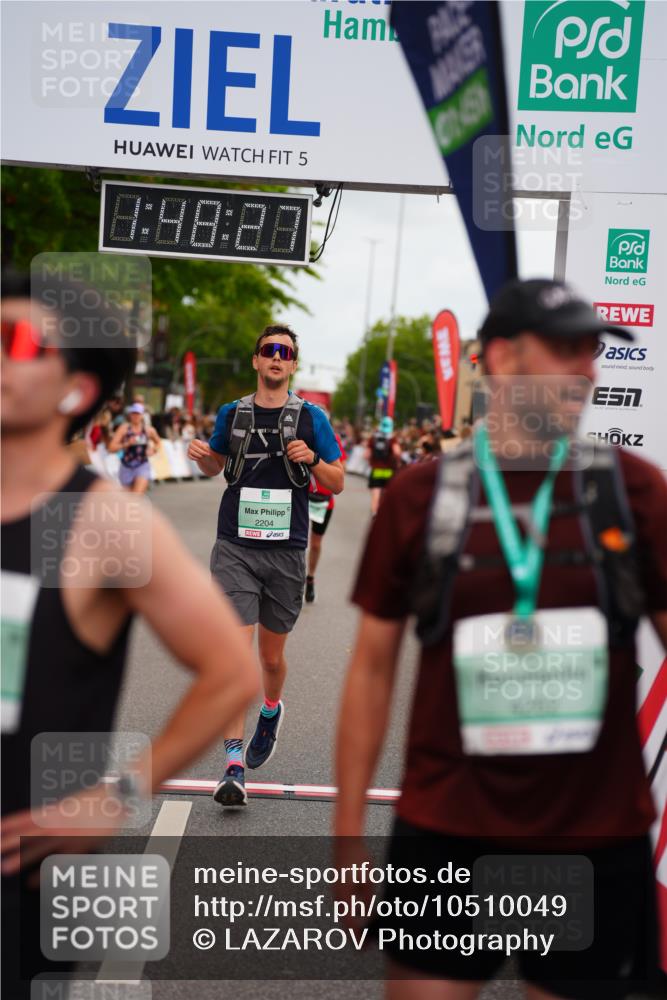 20.09.2026 - PSD Bank Halbmarathon LAZAROV Photography http://msf.ph/oto/10510049 20.09.2026 11:48:27 Ziel 1123, 2204, 3005, 4253, 4311, 4526 meine-sportfotos.de