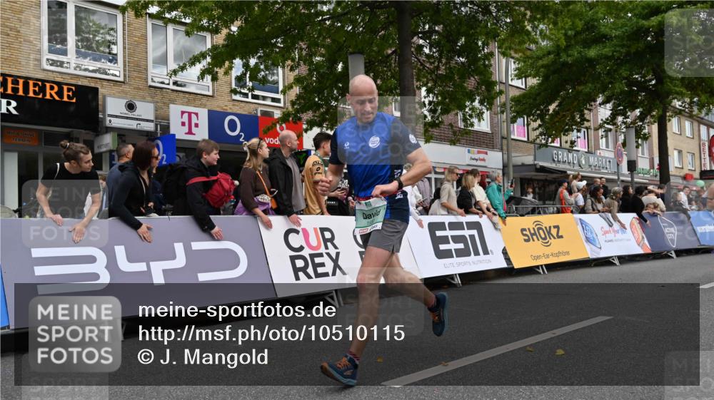20.09.2026 - PSD Bank Halbmarathon J. Mangold http://msf.ph/oto/10510115 20.09.2026 11:34:54 Ziel 1195, 1327, 1377, 1535, 1673, 1930, 2159, 2352, 3267 meine-sportfotos.de