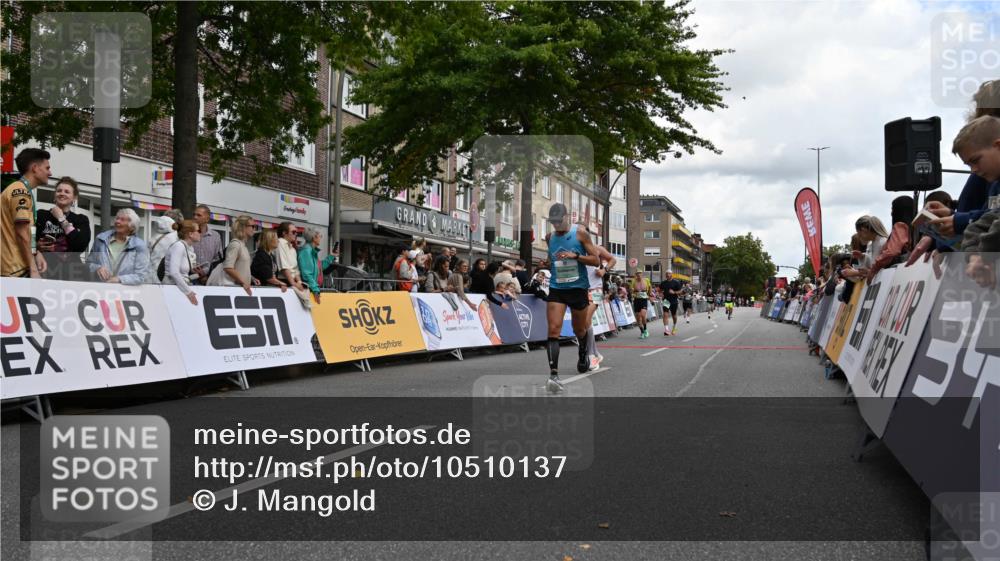 20.09.2026 - PSD Bank Halbmarathon J. Mangold http://msf.ph/oto/10510137 20.09.2026 11:34:56 Ziel 1195, 1327, 1377, 1673, 1708, 1930, 2159, 2352, 3001, 3067 meine-sportfotos.de