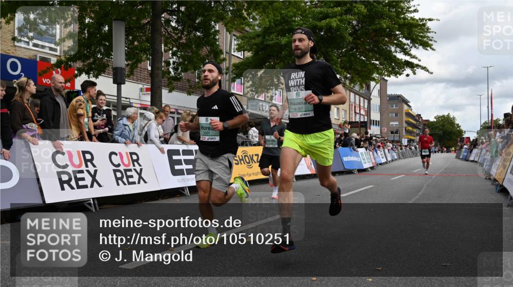 20.09.2026 - PSD Bank Halbmarathon J. Mangold http://msf.ph/oto/10510251 20.09.2026 11:35:04 Ziel 1050, 1377, 1673, 1708, 3001, 3067 meine-sportfotos.de