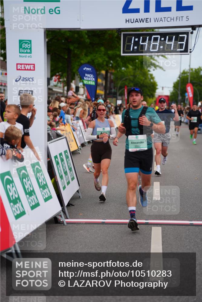 20.09.2026 - PSD Bank Halbmarathon LAZAROV Photography http://msf.ph/oto/10510283 20.09.2026 11:48:42 Ziel 2311, 2552, 2571, 3635, 3761, 4585 meine-sportfotos.de